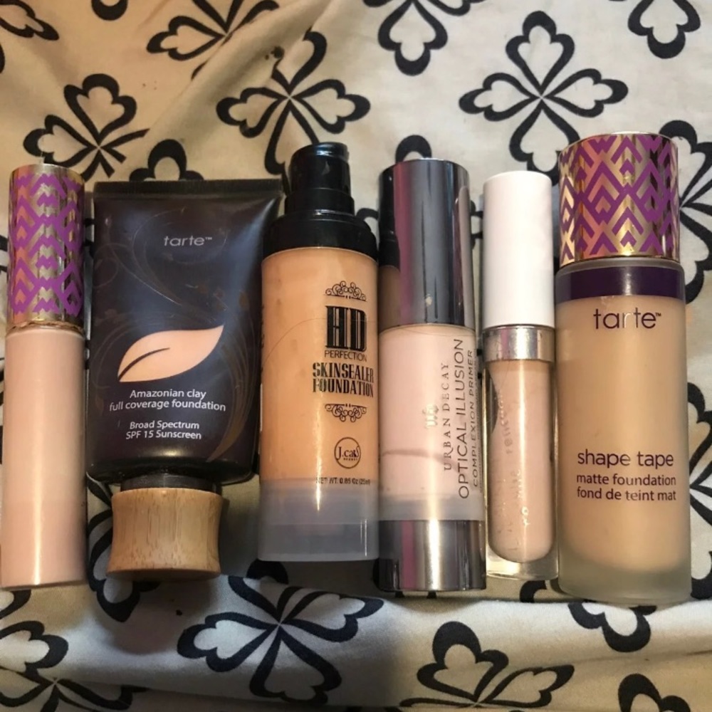 Tarte Shape Tape Amazonian clay foundation